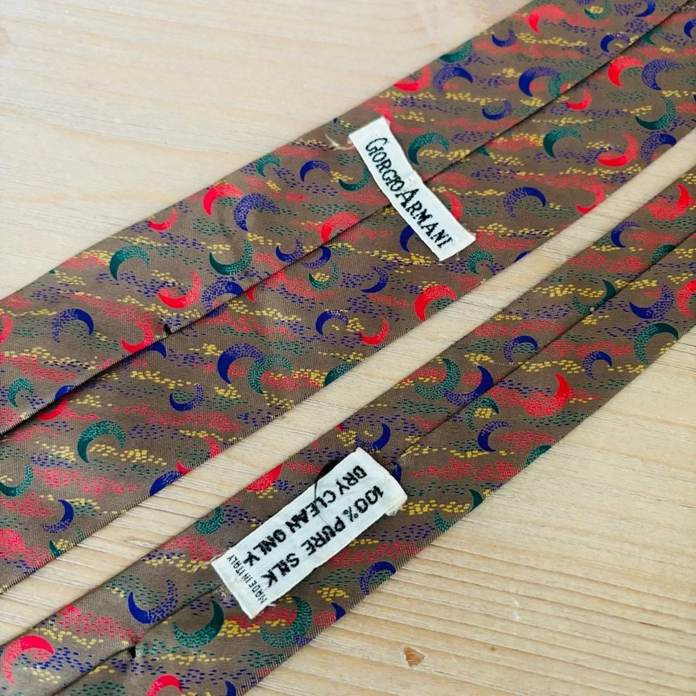 Giorgio Armani Mens Designer Vintage Gold Brown Crescent Moon Abstract‎ Tie Silk